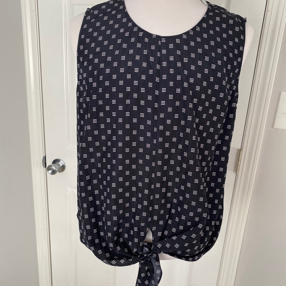 NWT women’s top